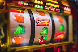 Permainan live casino dengan dealer profesional